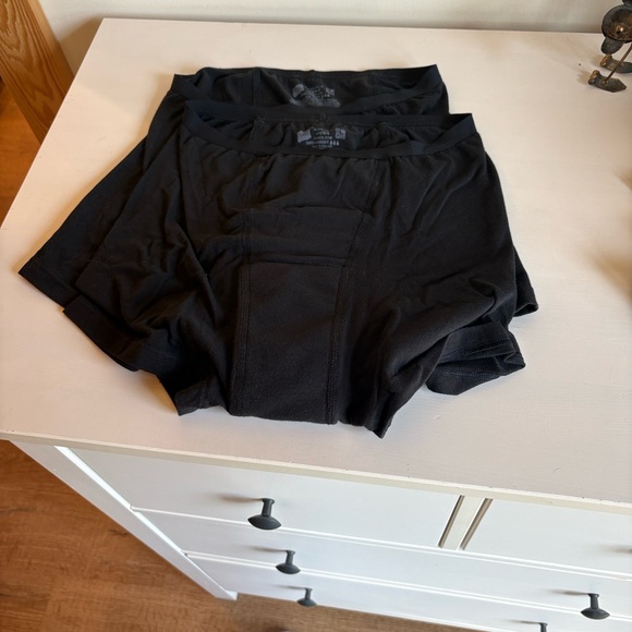 Hanes woman’s Briefs Set - Picture 4 of 12